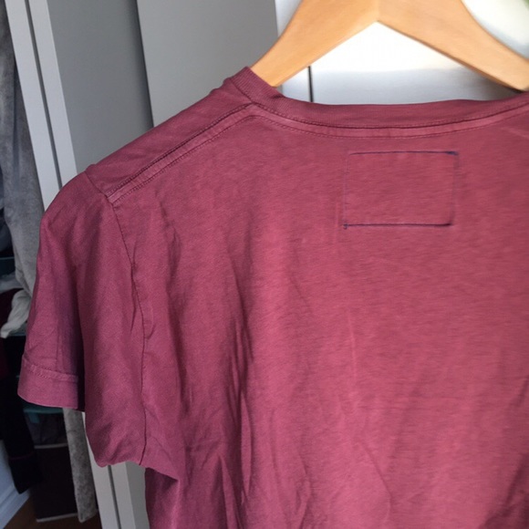 WELLEN SURF CO. Burgundy graphic tee tshirt - Picture 5 of 5